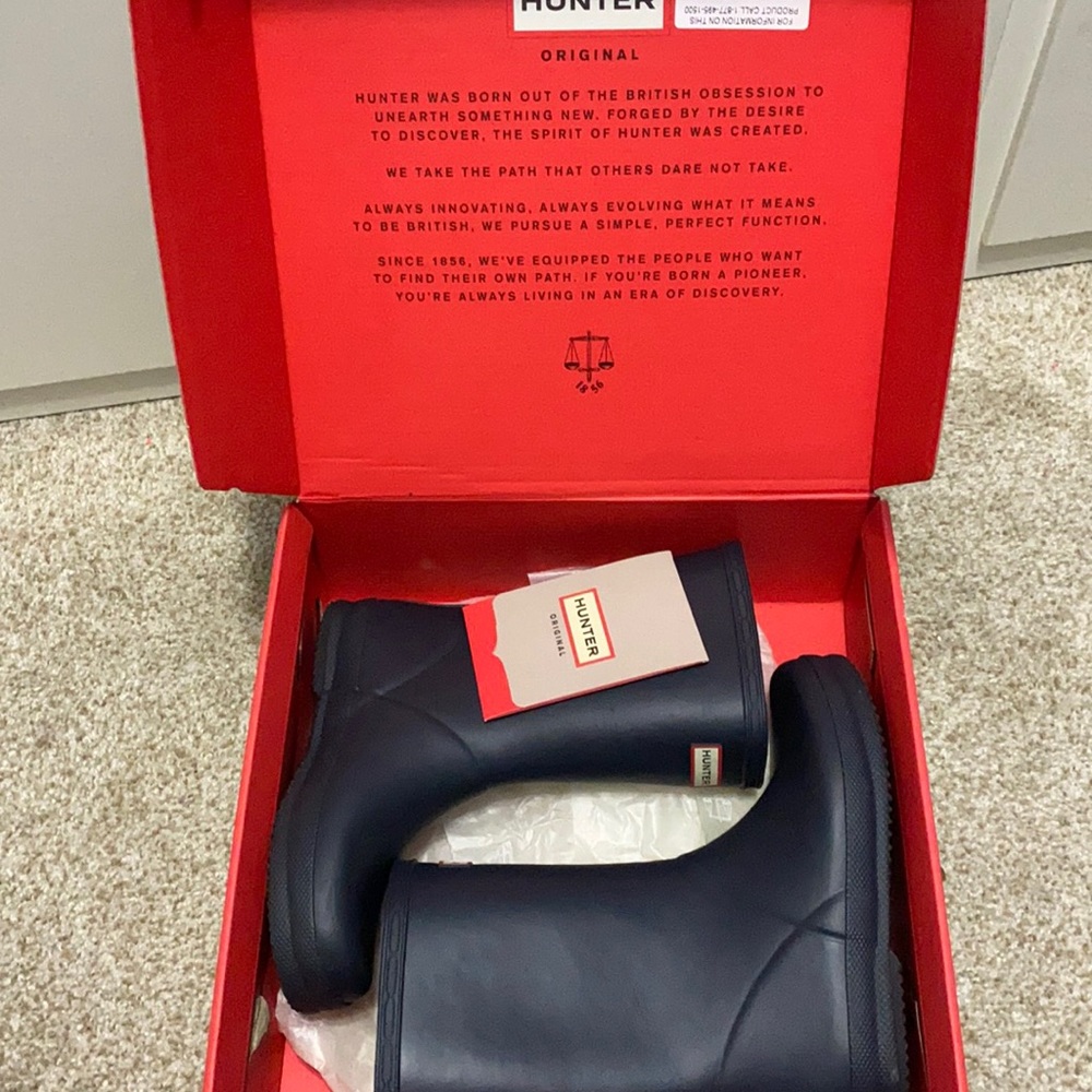 Navy hunter boots
